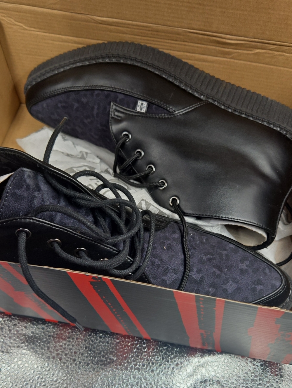 Black And gray t.u.k dress shoes, men's. Sz11